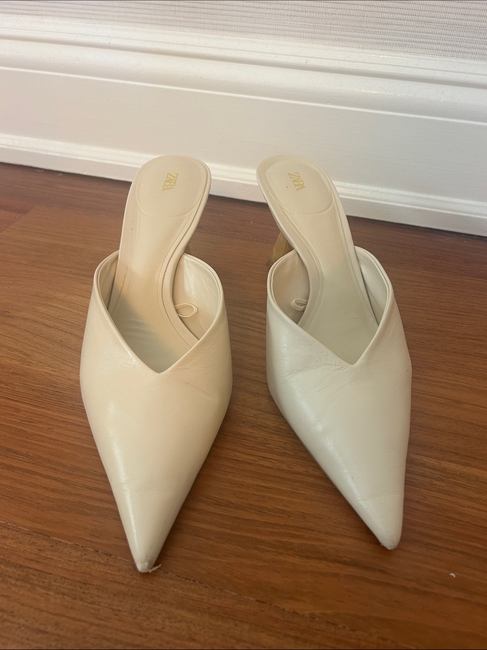 Zara Cream Pointed V-Cut Slip-On Mules